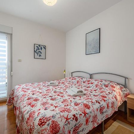 Apartment Ares 14 - Umag Center Экстерьер фото
