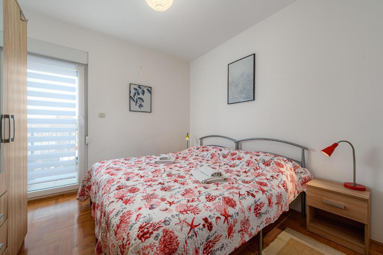Apartment Ares 14 - Umag Center Экстерьер фото