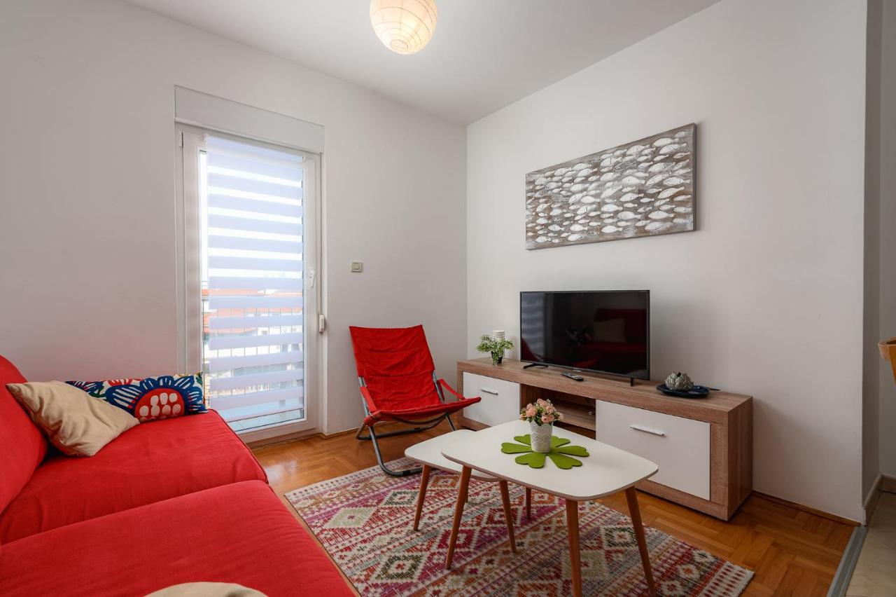 Apartment Ares 14 - Umag Center Экстерьер фото